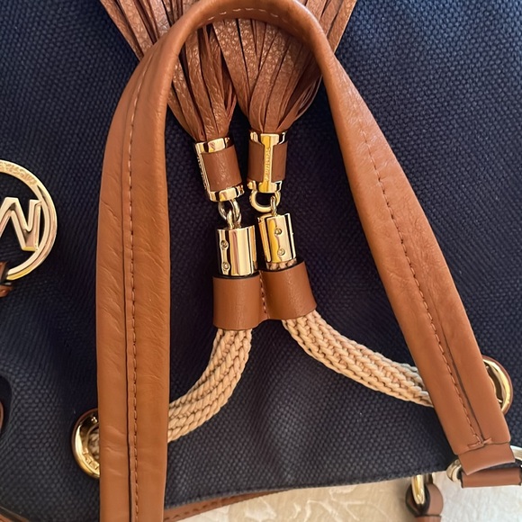 Michael Kors Navy/Brown Canvas Marina Drawstring EUC Ask questions - Picture 6 of 14